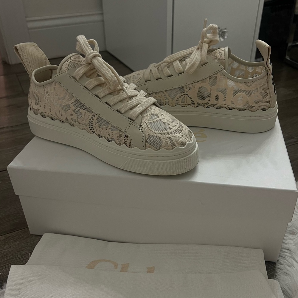 Chloe Lauren Logo Lace Low-Top Sneakers